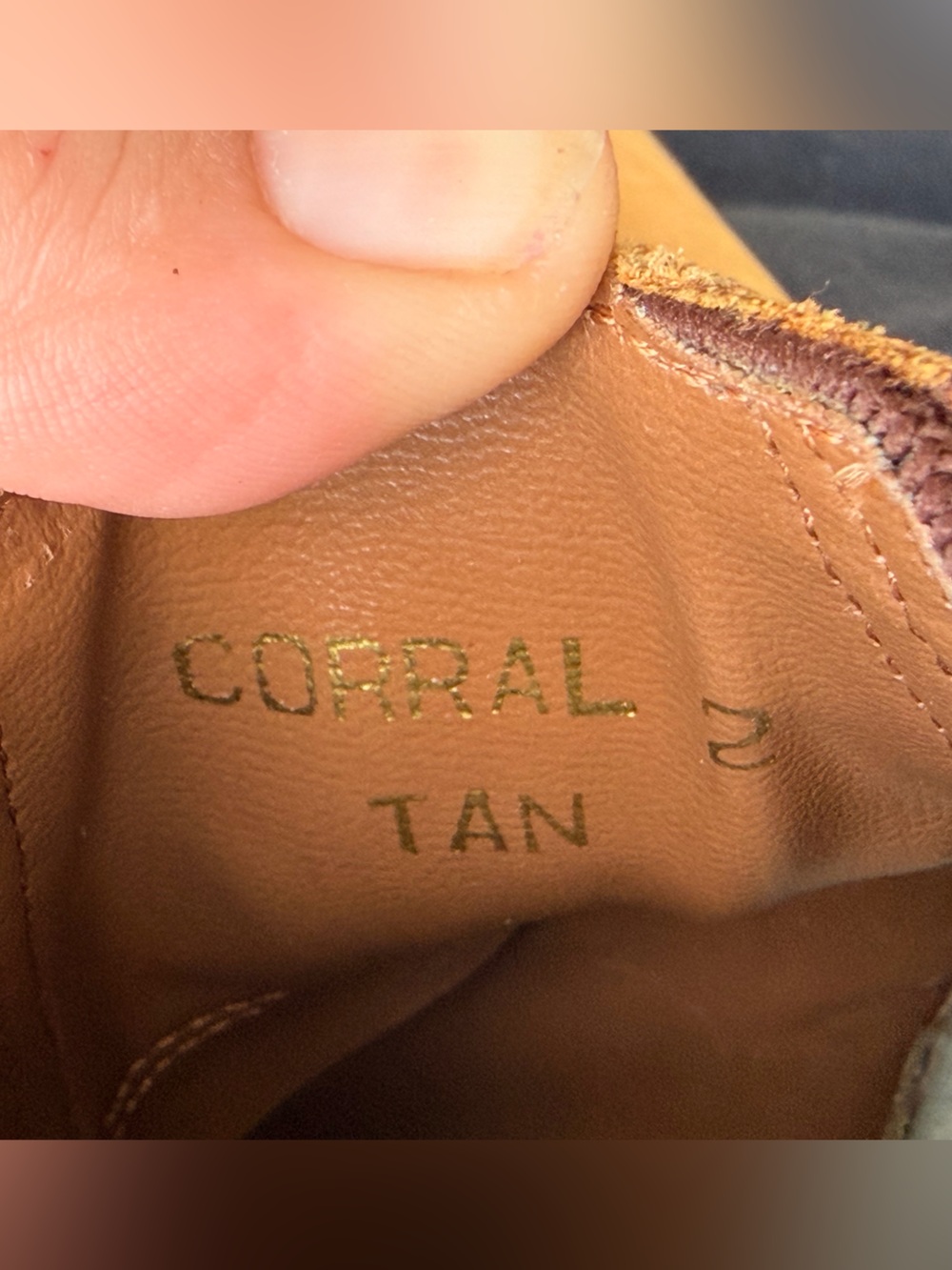 Circle S ‘Corral 2’ Tan Leather Western Ankle Boots Embroidered Size 8M - Picture 8 of 8